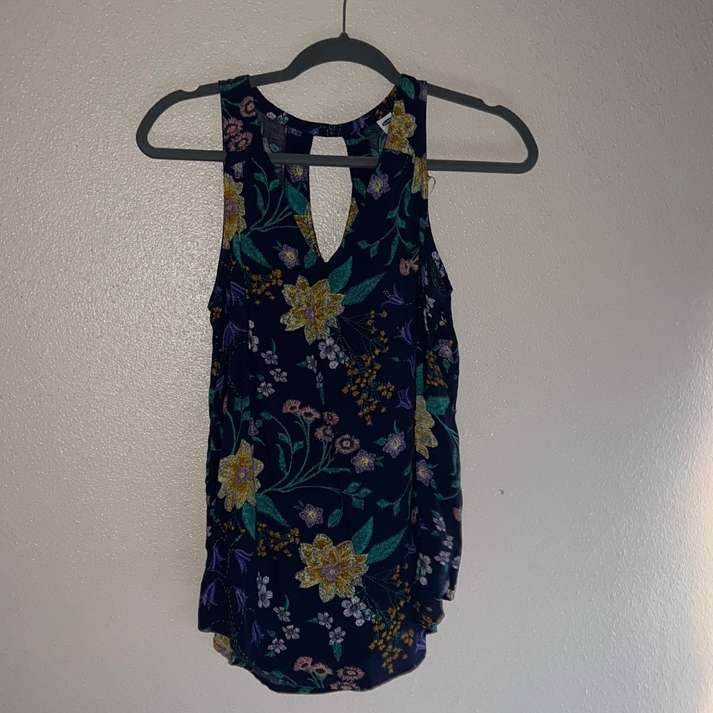 Old navy floral tank top Size XS